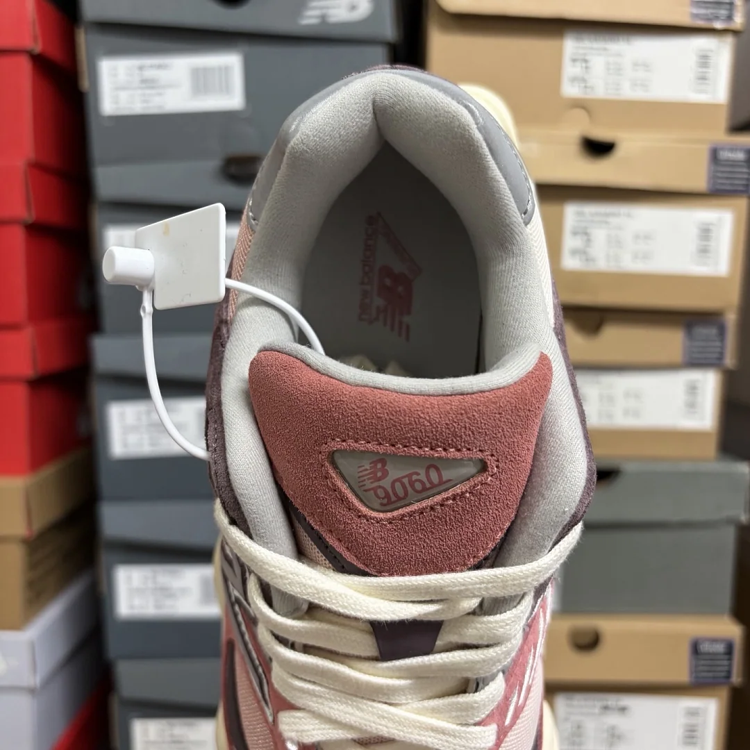 뉴발란스 [C] 9060 레드 U9060TRU 202102 New Balance 9060 상세 이미지 4