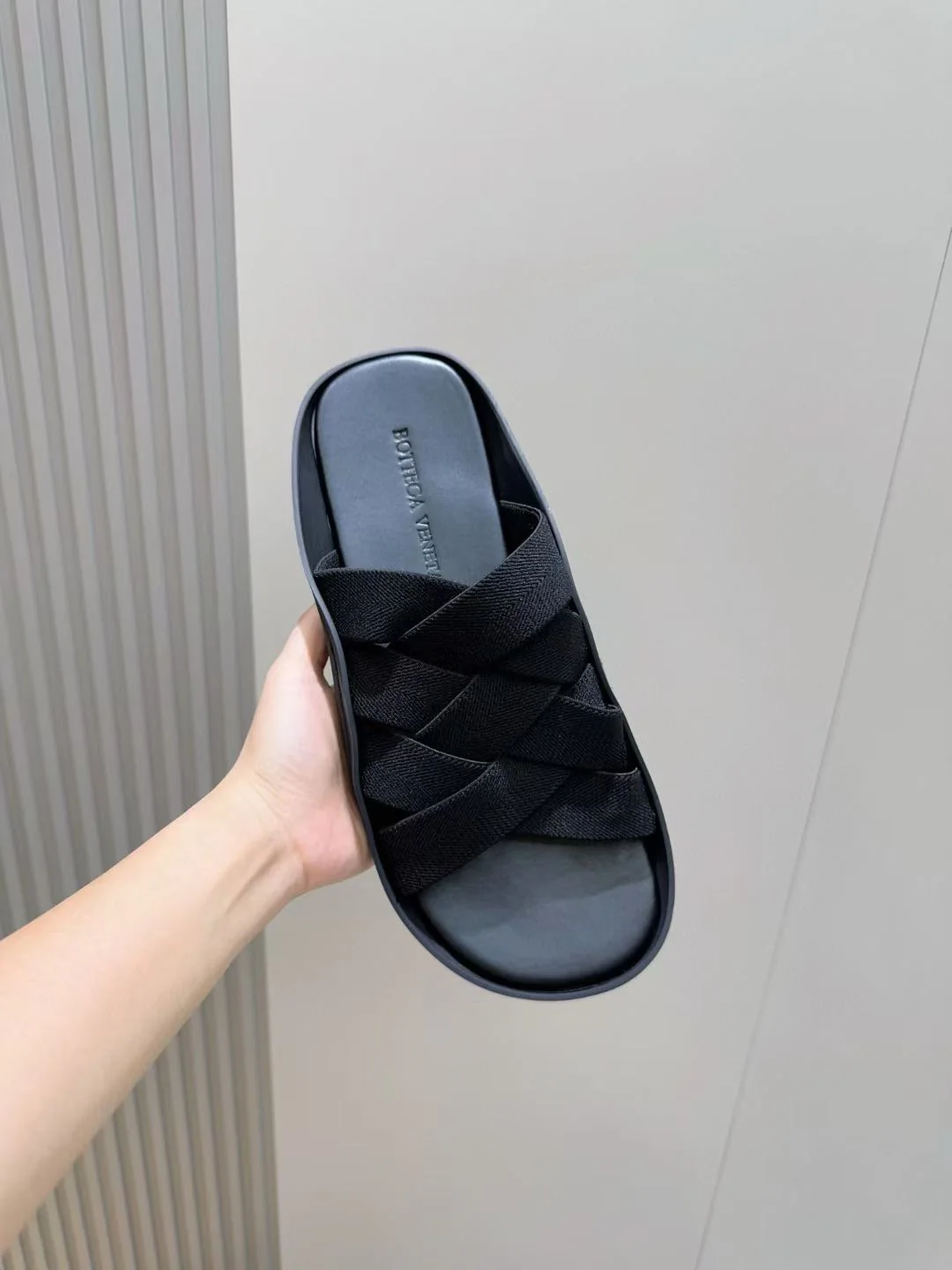 보테가베네타 웨이브 인트레치아토 뮬 샌들 상세 이미지 6