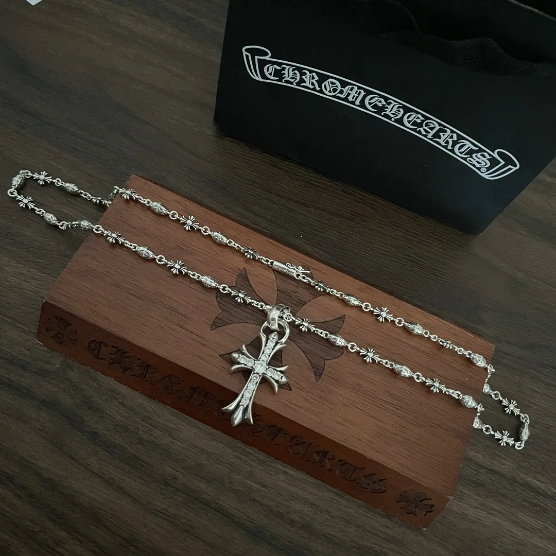 크롬하츠 클래식 레트로 크로스 장식 목걸이 상세 이미지 9