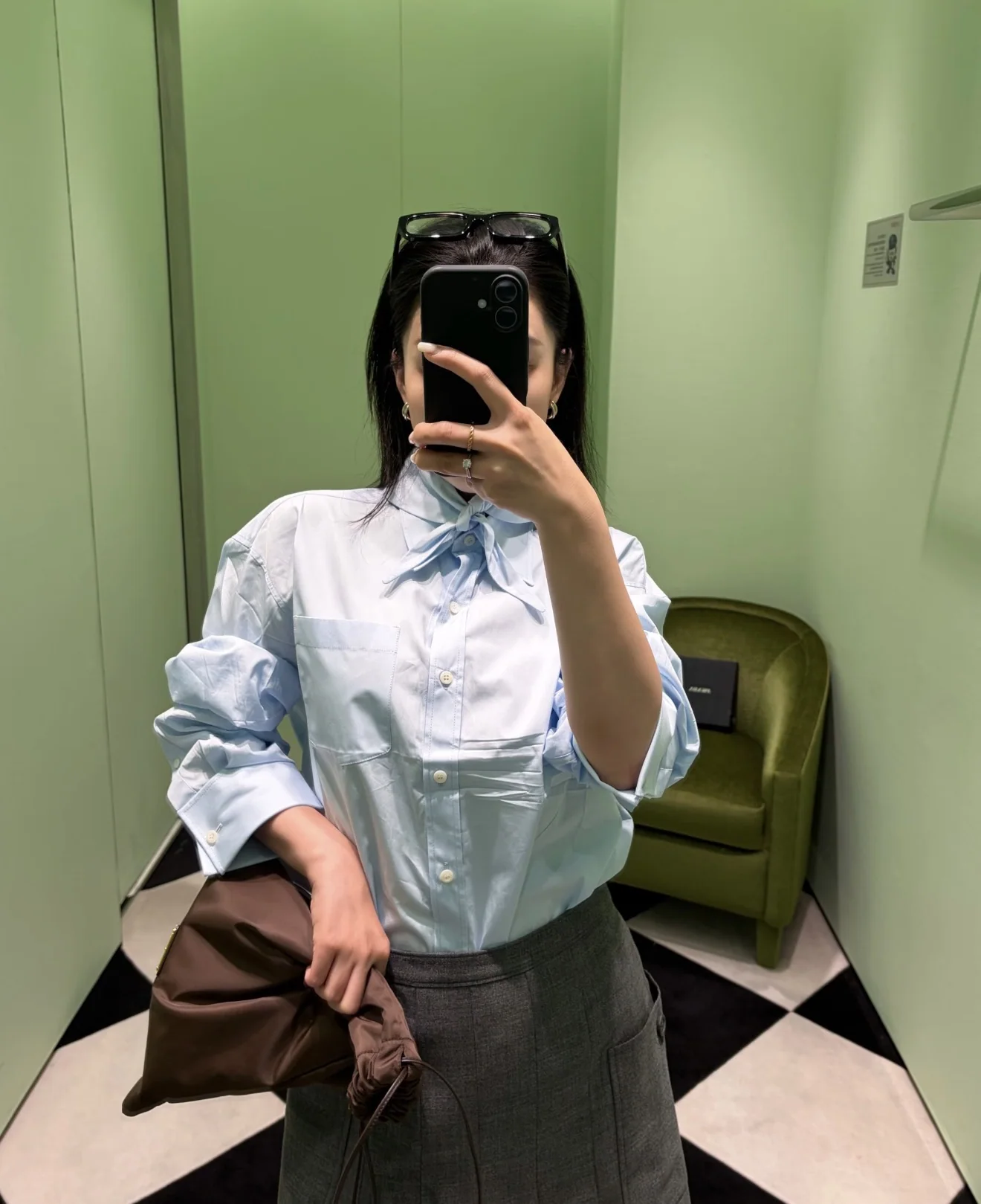 프라다 나비넥타이 코튼 셔츠 원피스 상세 이미지 2