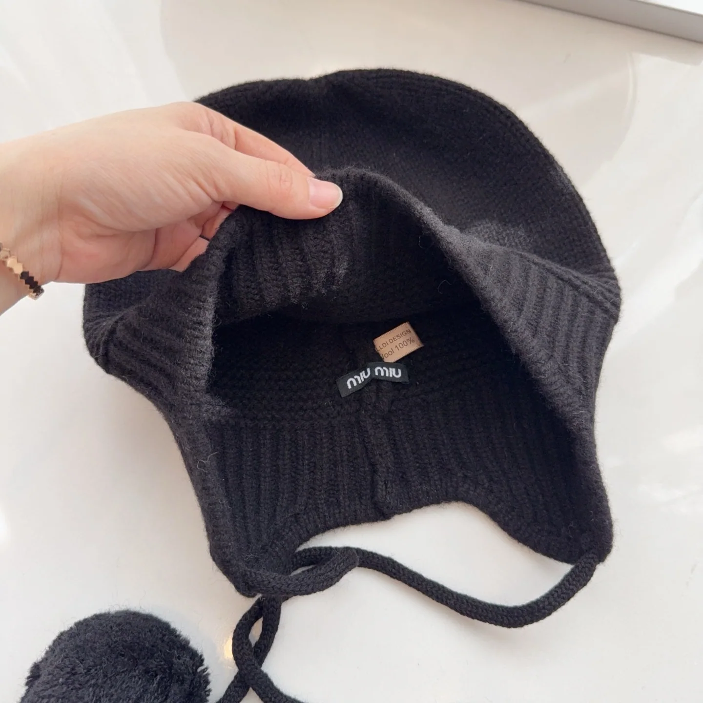 미우미우 모자 81395 Miu Miu Cap 상세 이미지 5