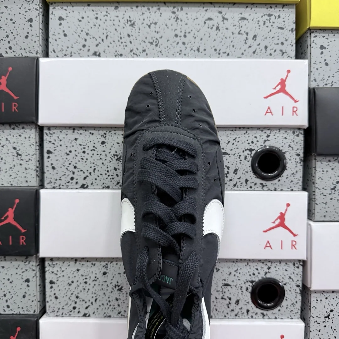 나이키 [GOD] HV8547-001 201599 Nike Moon Shoe SP Jacquemus Off Noir 상세 이미지 2