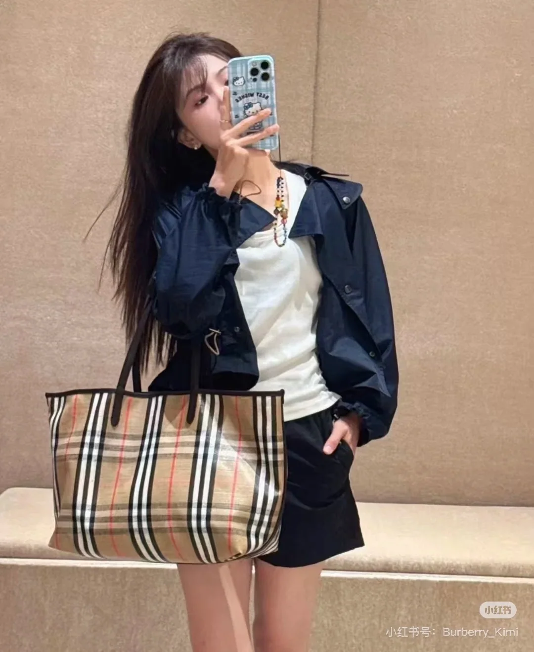 버버리 하이랜드 체크 토트백 상세 이미지 5