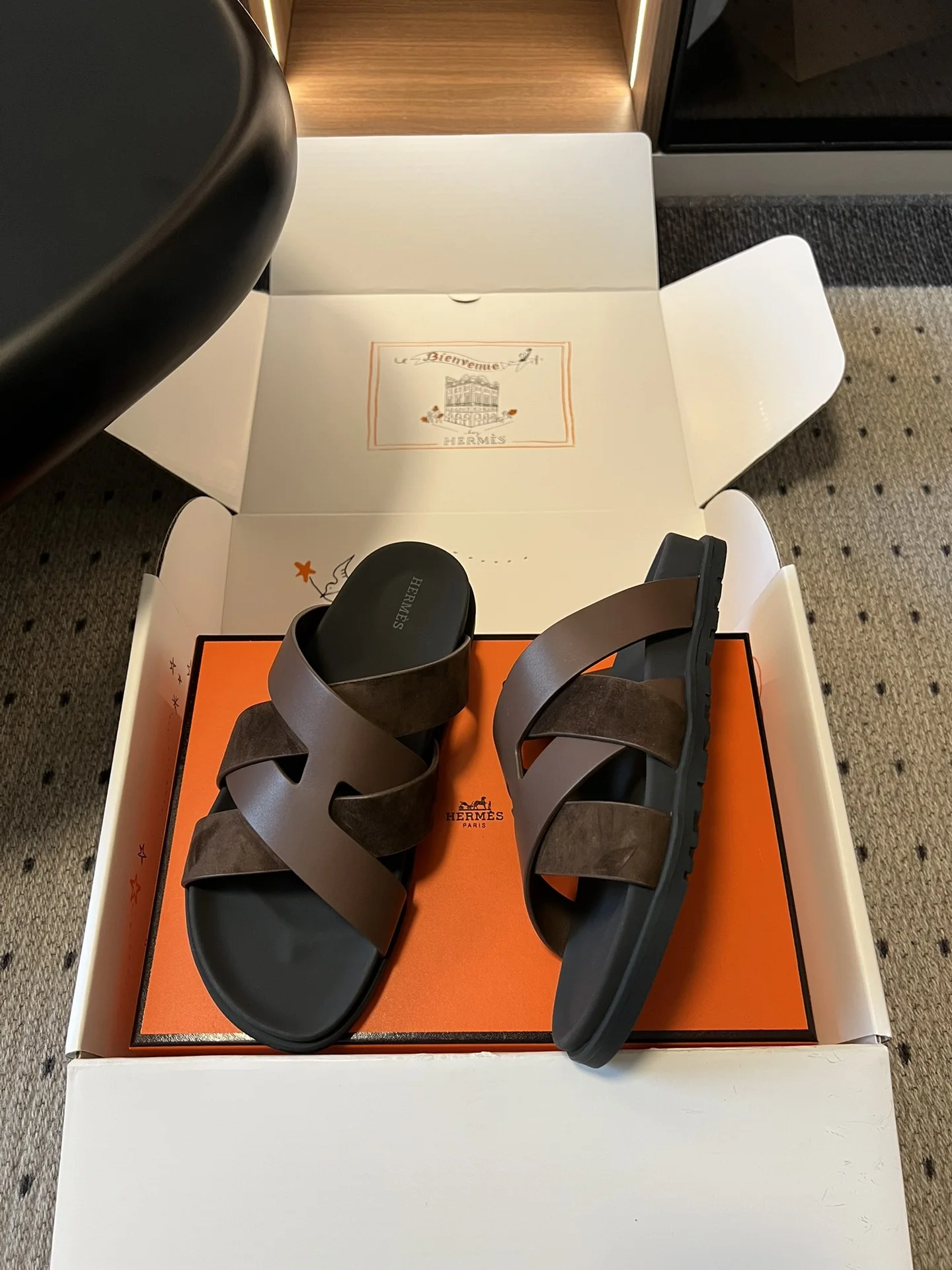 에르메스 크로스 스트랩 샌들 상세 이미지 4