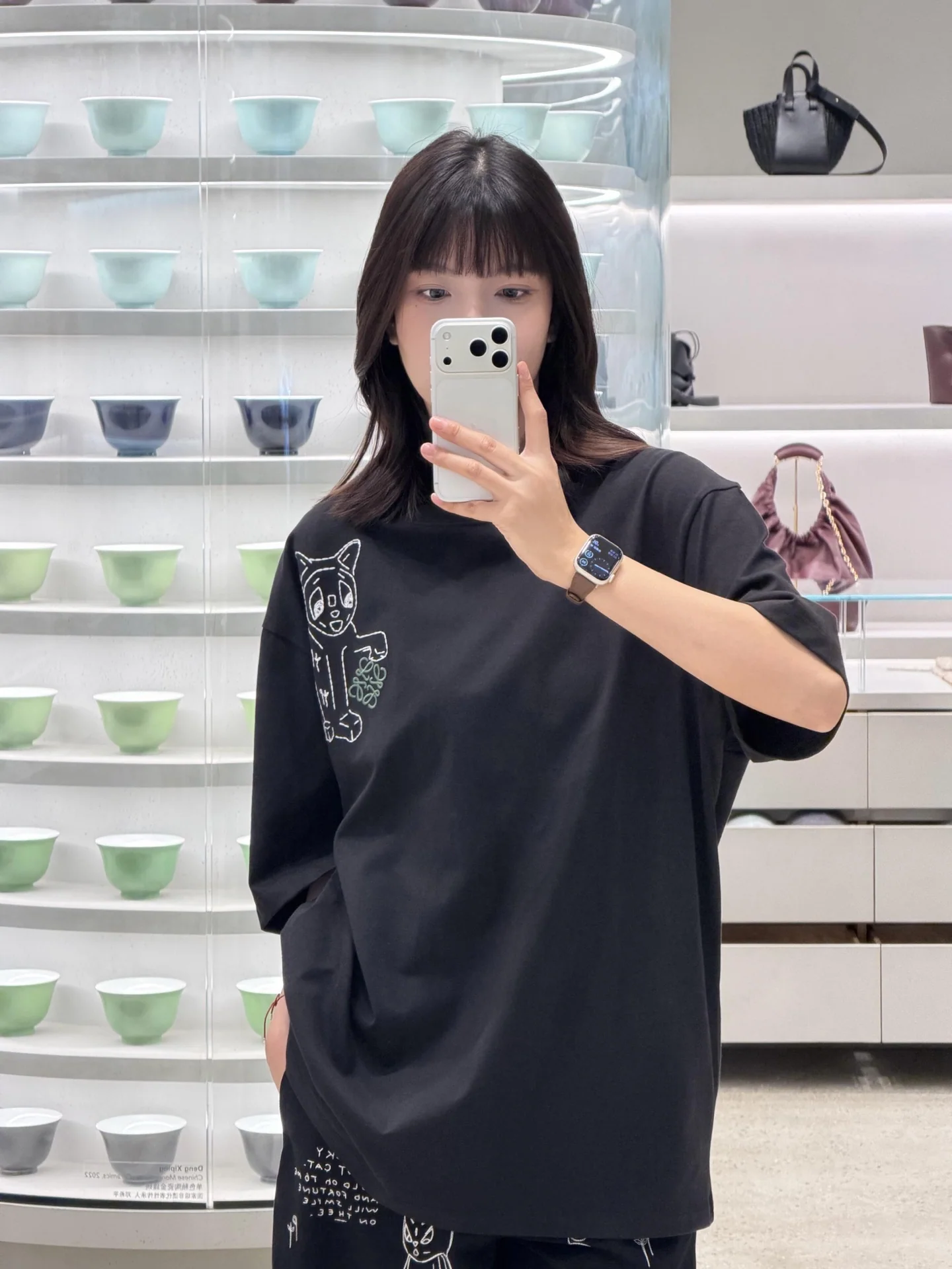 루이비통 고양이 자수 오버핏 반팔 티셔츠 5849 상세 이미지 6