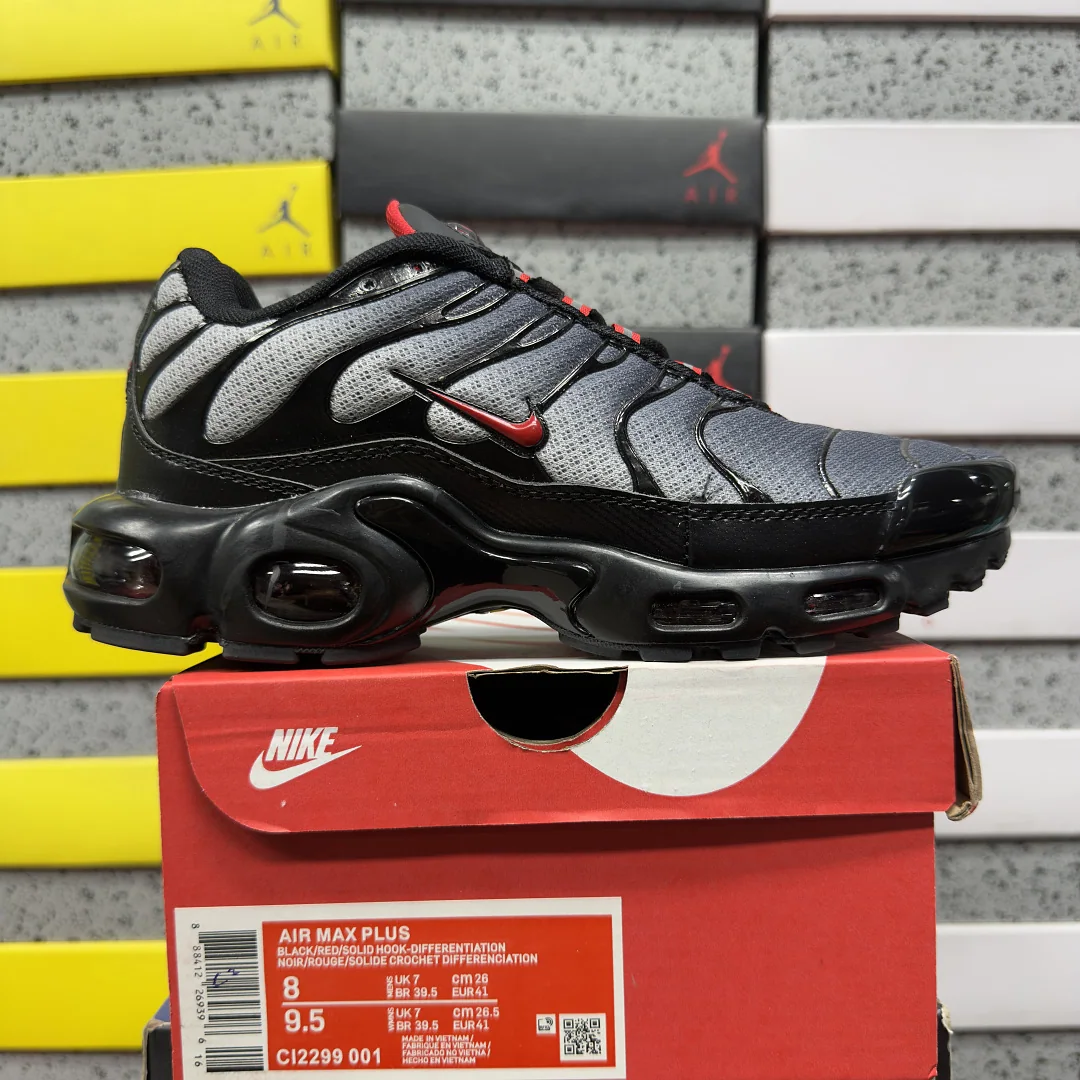 나이키 [BD] 에어 맥스 플러스 CI2299-001 201844 Nike Air Max Plus Black Gradient Red