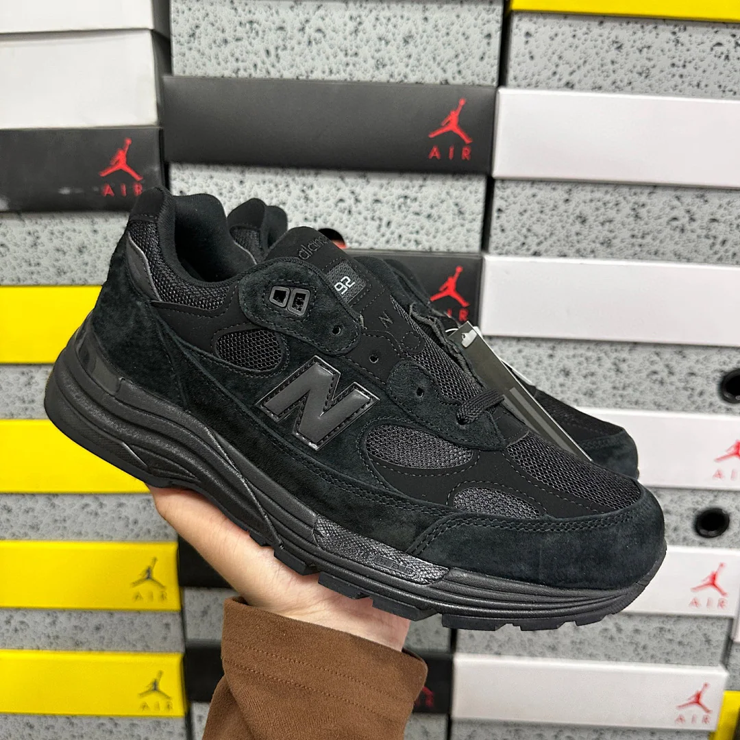 뉴발란스 [ZOK] 992 M992EA 202035 New Balance 992 Triple Black 상세 이미지 4
