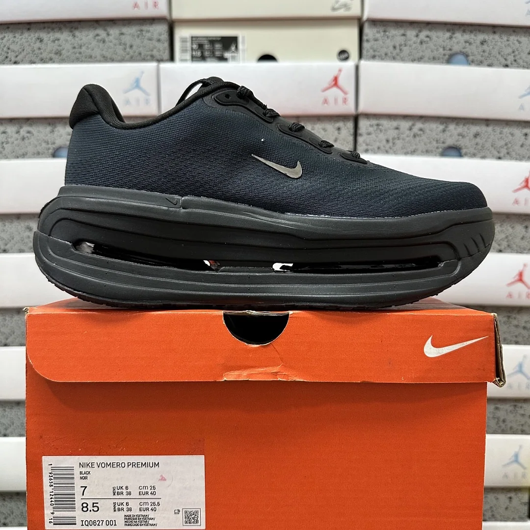나이키 [5A] 보메로 프리미엄 SP IQ0627-001 201610 Nike Vomero Premium SP Black Mini Chrome