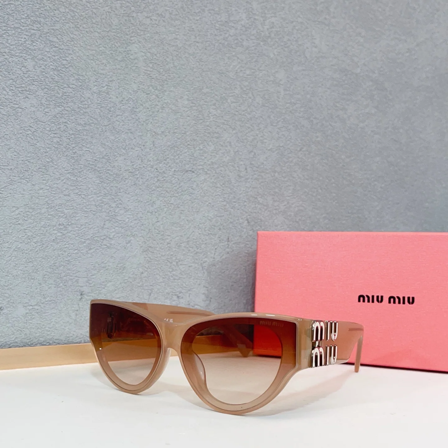 미우미우 선글라스 73071 Miu Miu Sunglasses 상세 이미지 3