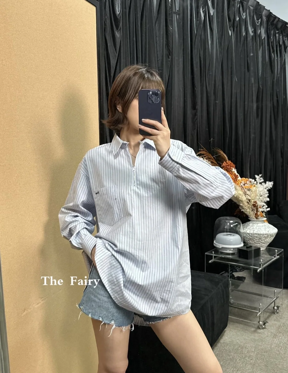 프라다 스트라이프 하프 지퍼 오버사이즈 셔츠 상세 이미지 9