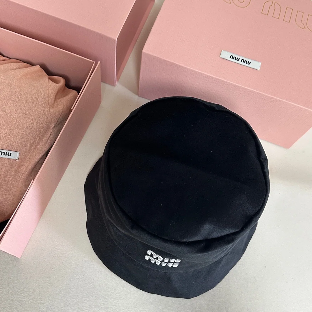 미우미우 모자 80972 Miu Miu Cap 상세 이미지 4
