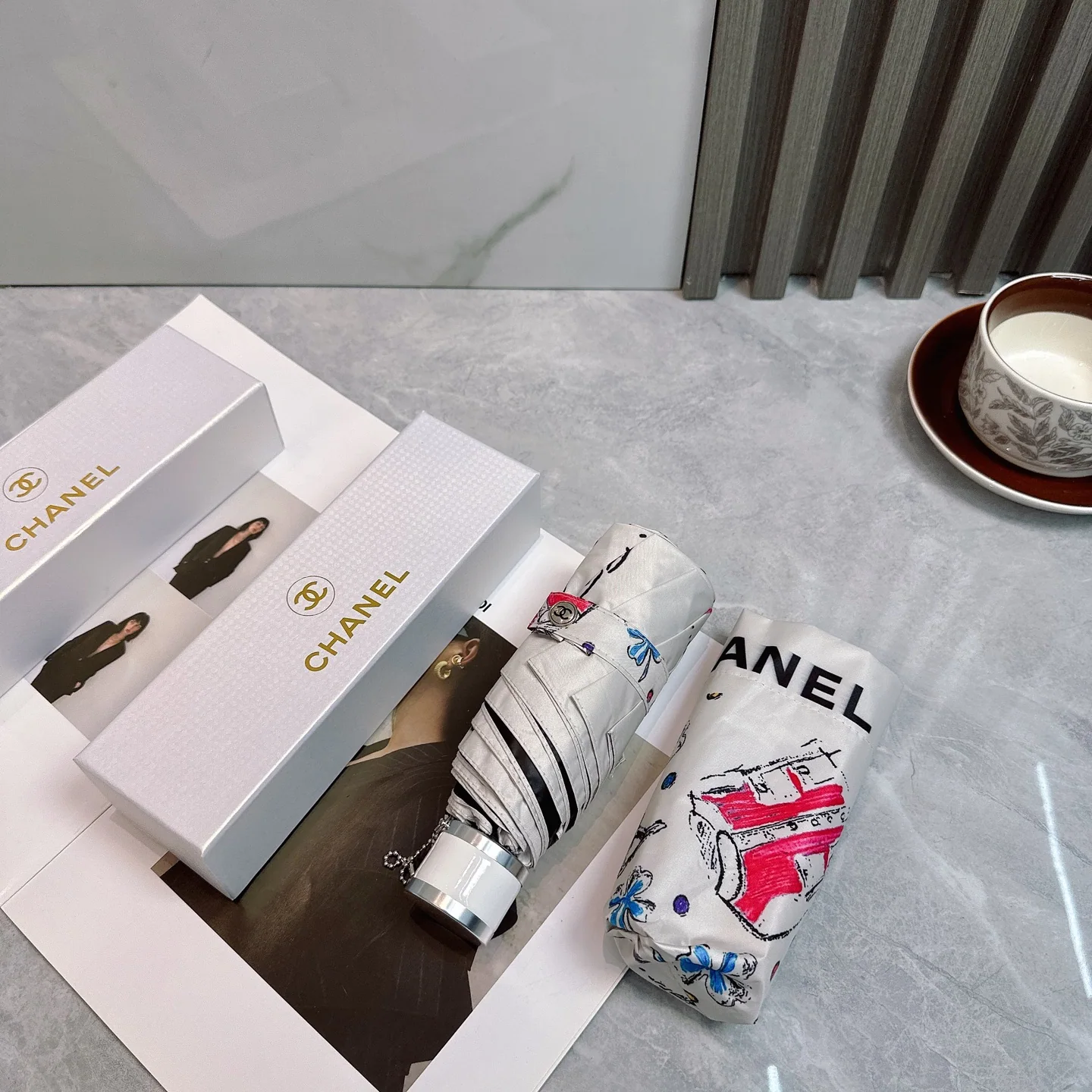 샤넬 접이식 우산 상세 이미지 6