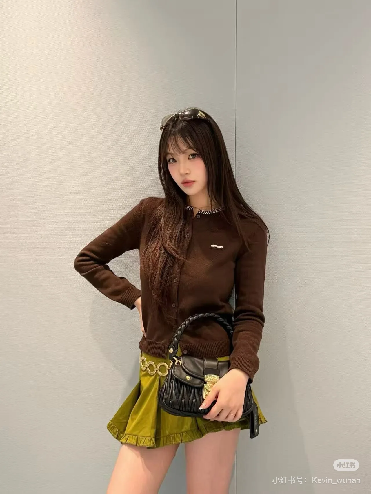 미우미우 브라운 면 라운드넥 가디건 상세 이미지 1