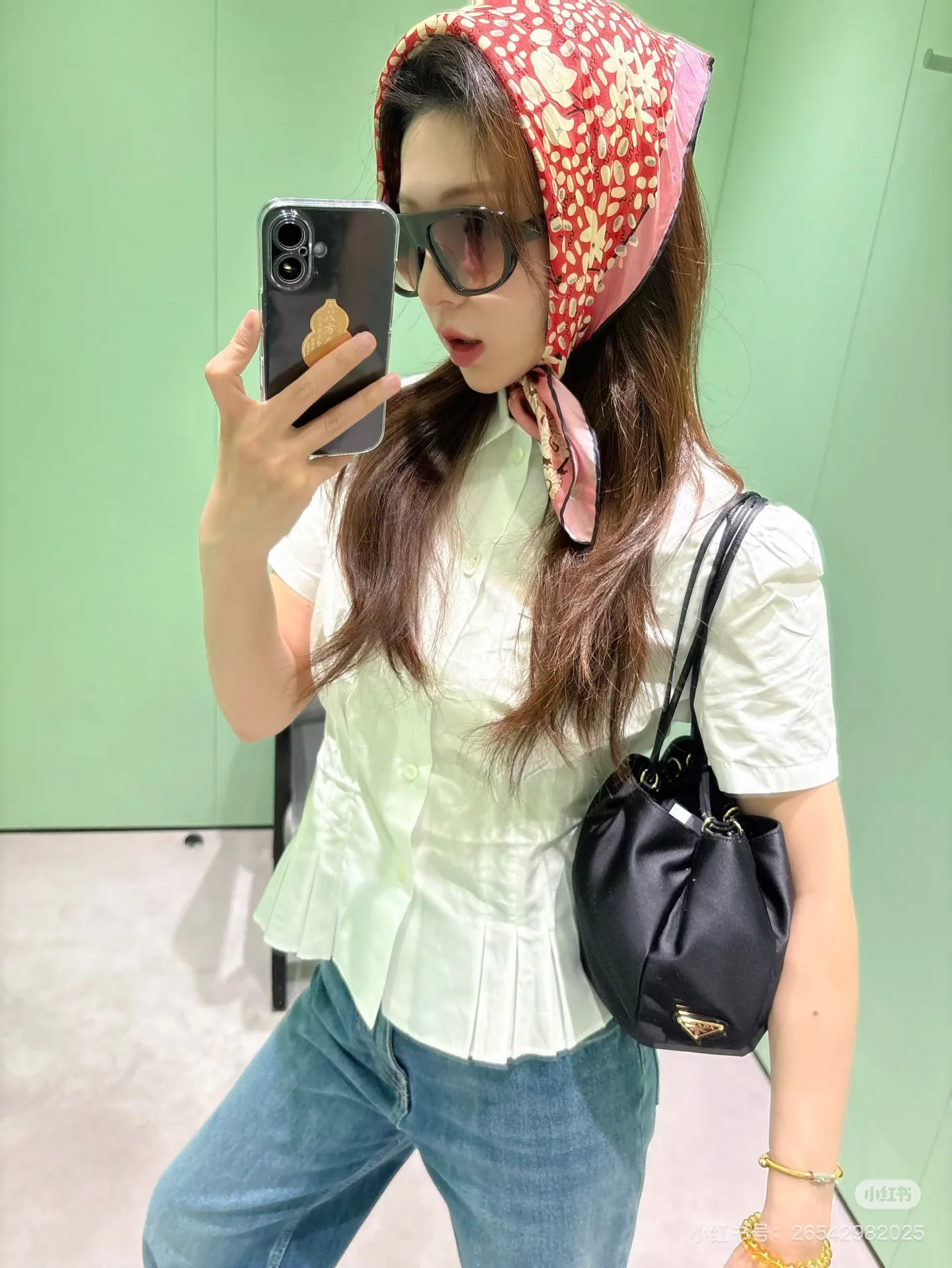 프라다 플리츠 웨스트 여성 반팔 셔츠 상세 이미지 2