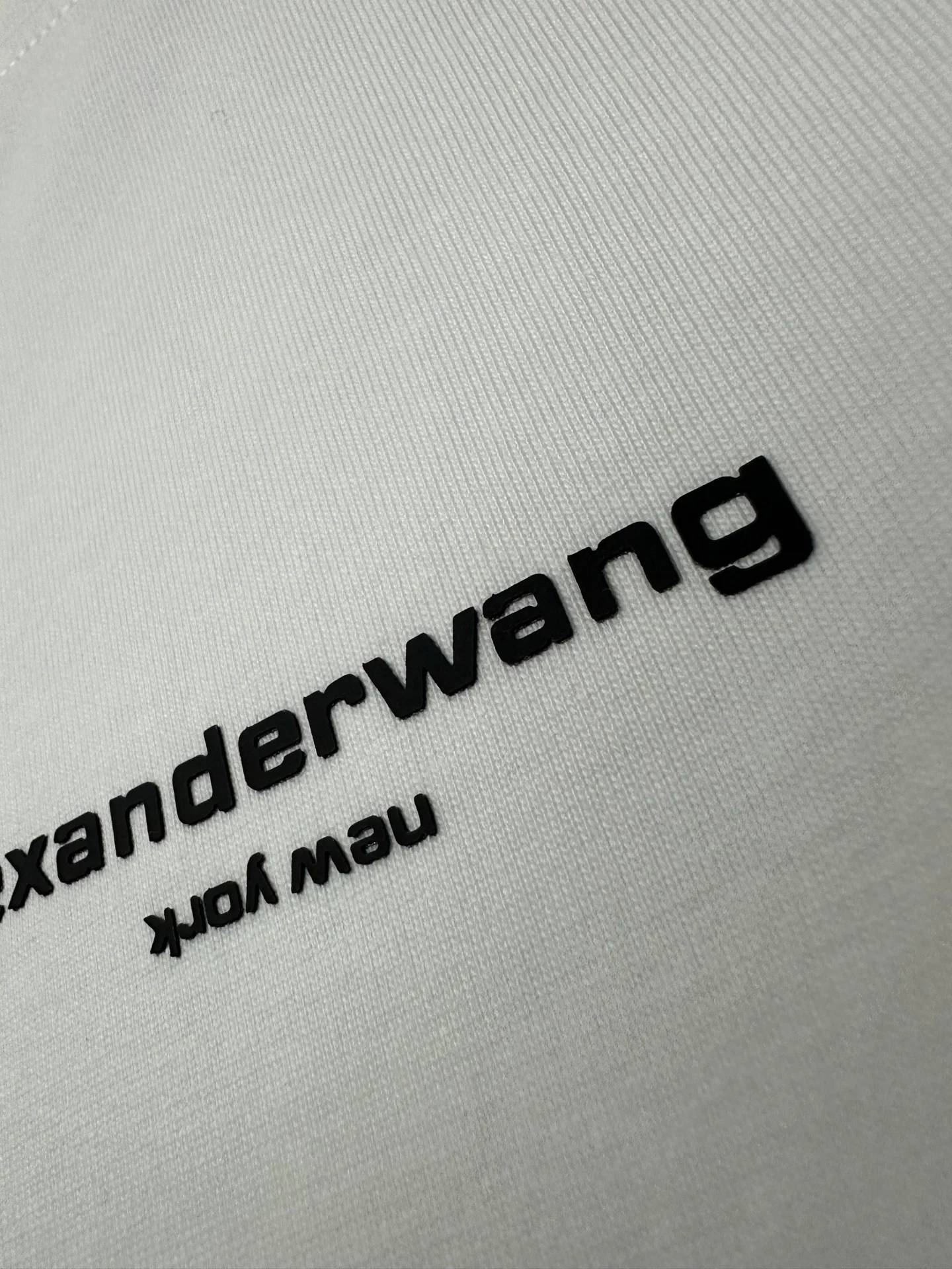 알렉산더왕 스몰로고 3D 프린트 남성 긴팔 티셔츠 상세 이미지 8