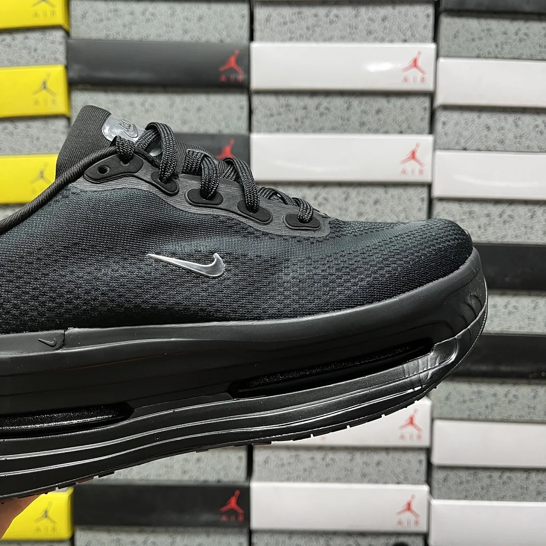 나이키 [M] 보메로 프리미엄 SP IQ0627-001 201655 Nike Vomero Premium SP Black Mini Chrome 상세 이미지 2