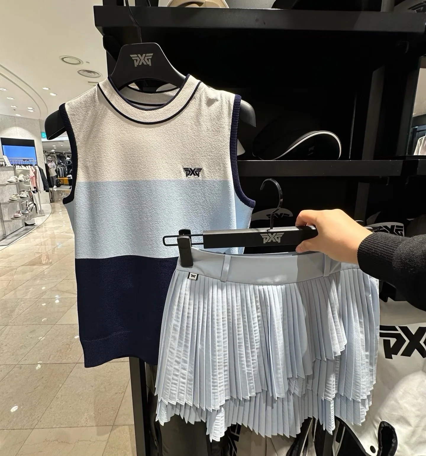 PXG 여성 봄가을용 니트 베스트 상세 이미지 1