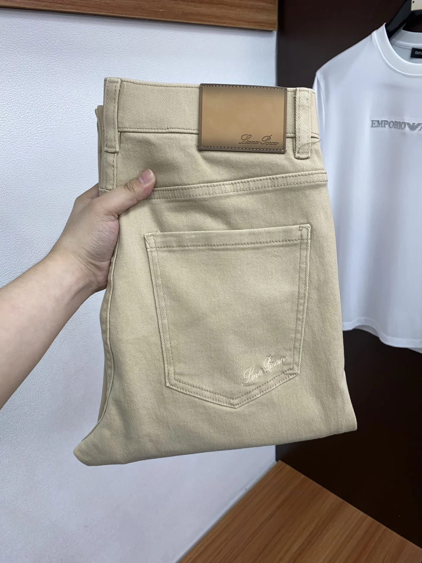 로로피아나 남성 맞춤 데님 청바지 상세 이미지 1