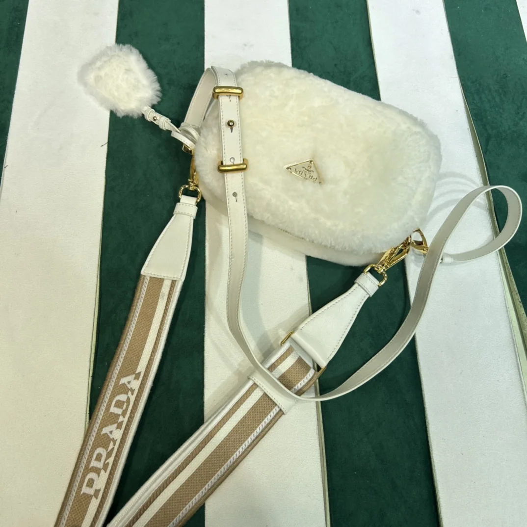프라다 1BH192 크로스바디백 상세 이미지 9