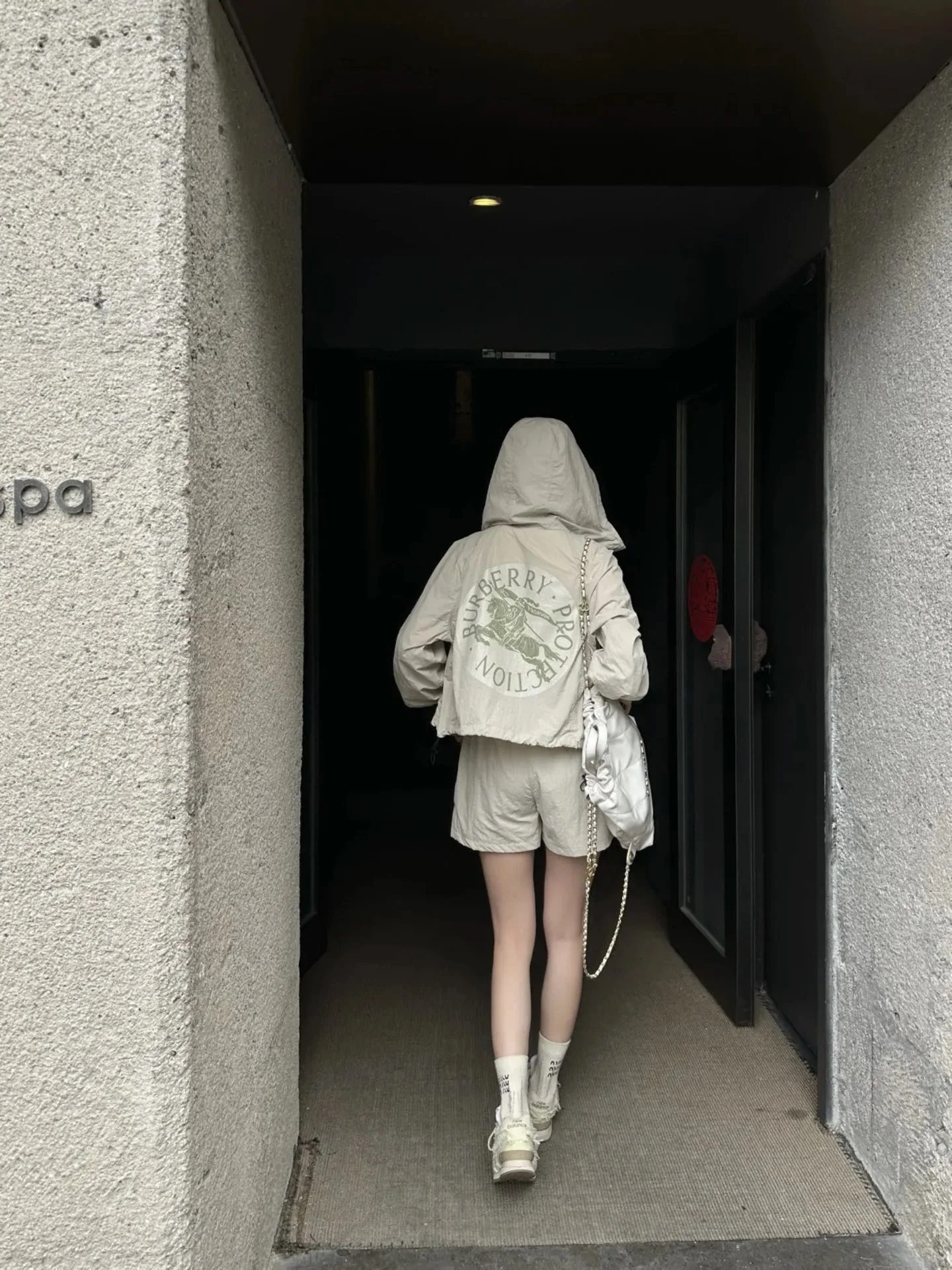 버버리 여성 후드 자켓 세트 상세 이미지 4