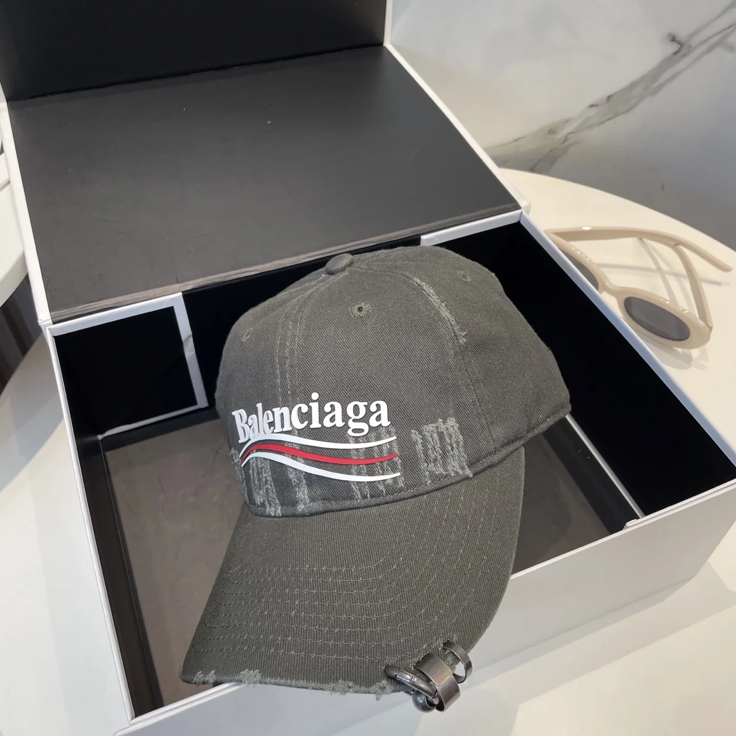 발렌시아가 모자 81750 Balenciaga Cap 상세 이미지 2