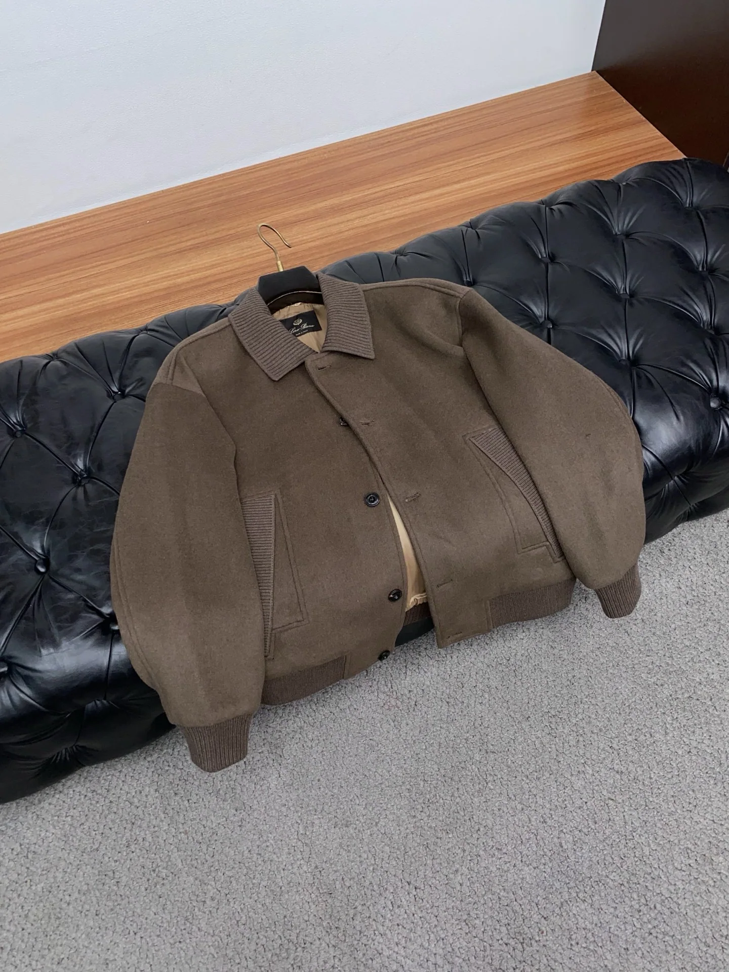 로로피아나 울 소재 남성 슬림핏 자켓 상세 이미지 6