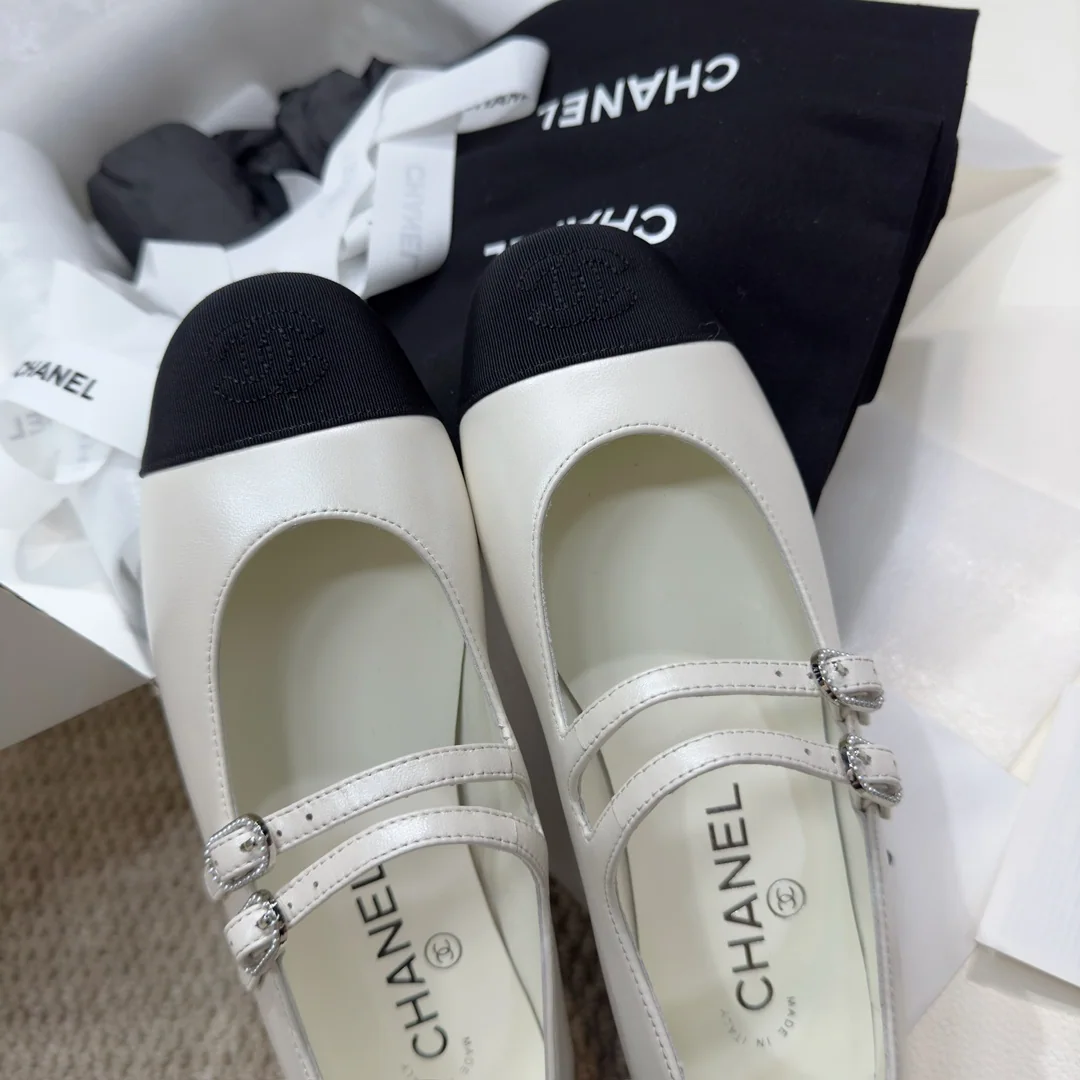 샤넬 24 C 더블 버클 펄 램스킨 메리제인 상세 이미지 9