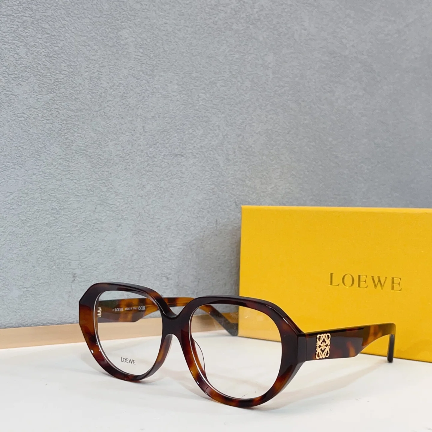 로에베 LW50104 I 선글라스 상세 이미지 5
