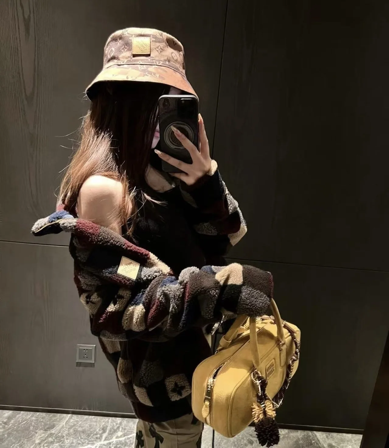 루이비통 양면 자수 버킷햇 모자 상세 이미지 1