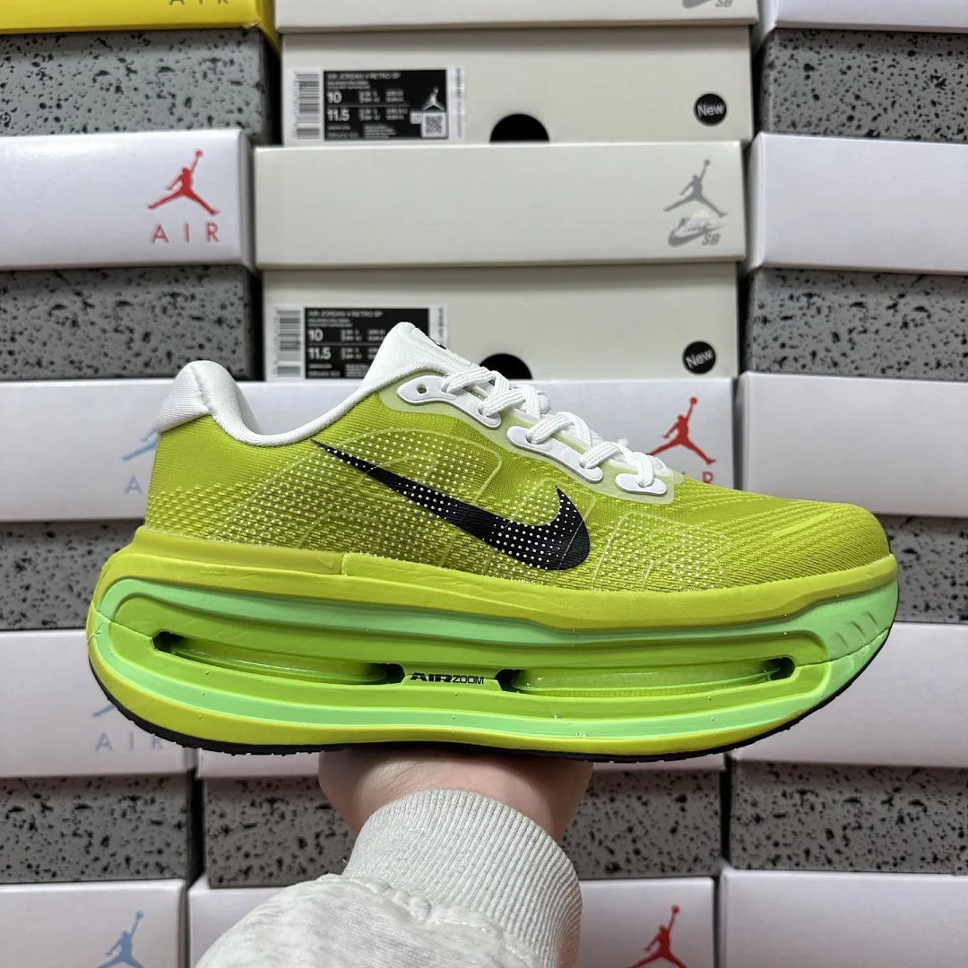 나이키 [5A] 보메로 프리미엄 옐로우 HQ2050-558 201624 Nike Vomero Premium 상세 이미지 2