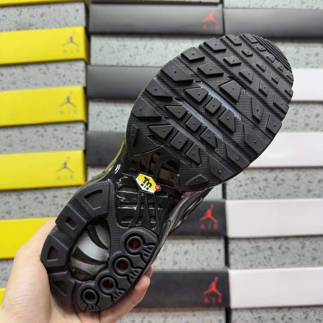 나이키 [BD] 에어 맥스 플러스 604133-050 201846 Nike Air Max Plus Triple Black 상세 이미지 9