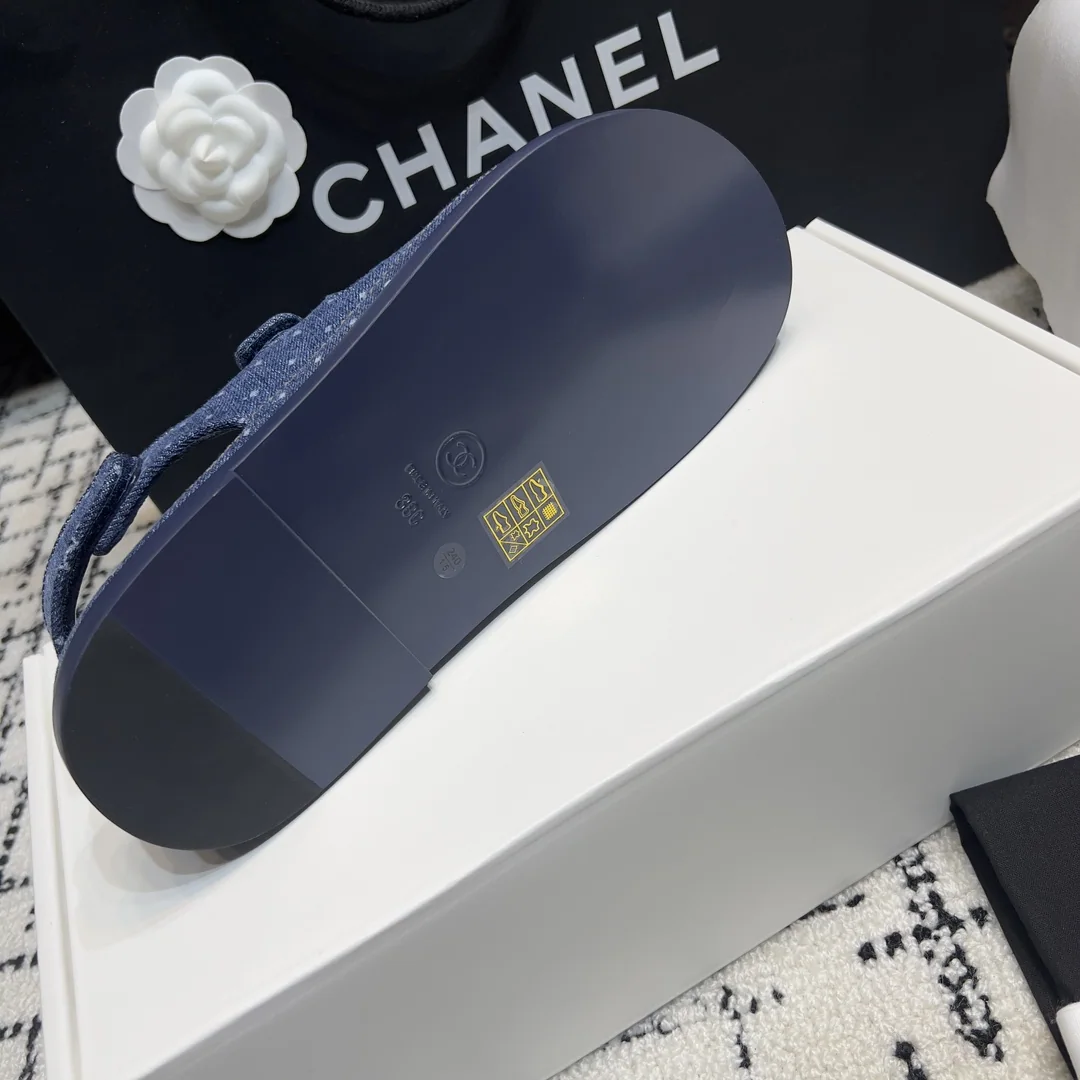 샤넬 더블 C 벨크로 비치슈즈 상세 이미지 7