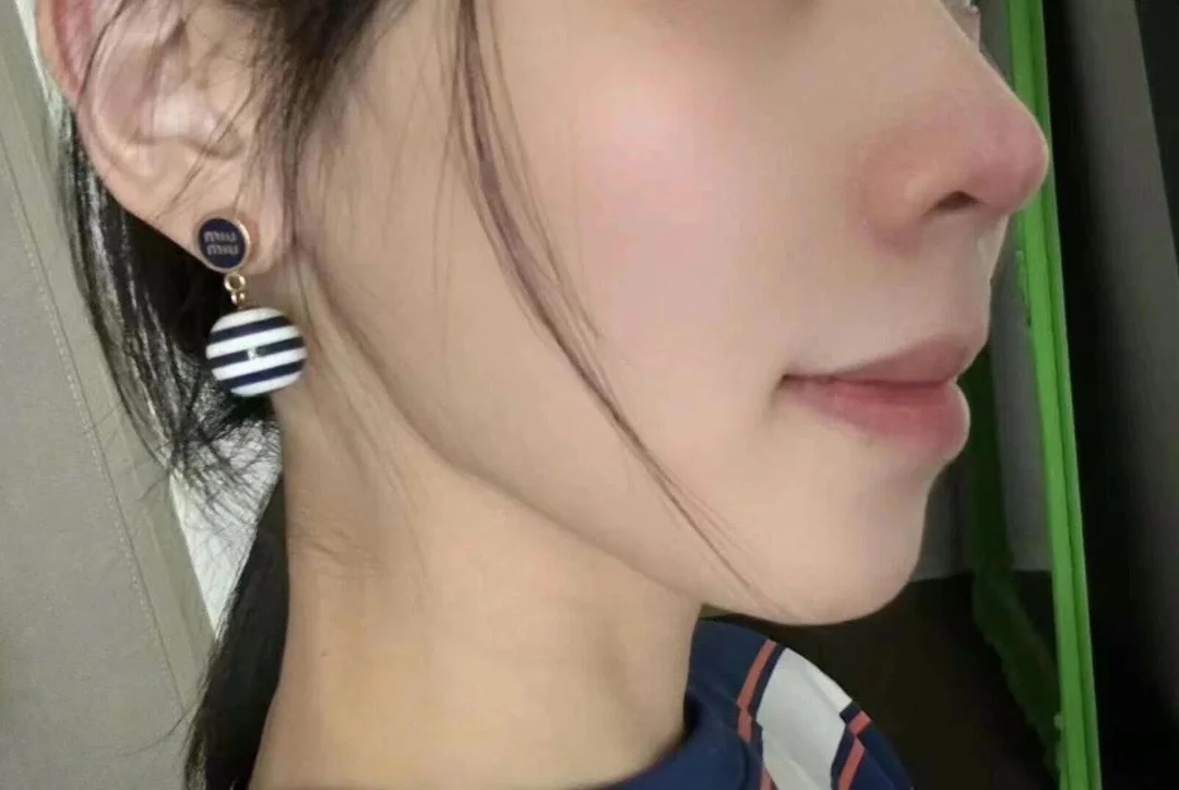 미우미우 귀걸이 61007 Miu Miu Earrings 상세 이미지 3