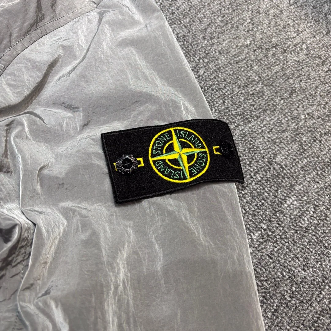 스톤아일랜드 메탈릭 나일론 후드 자켓 M~2XL 상세 이미지 4