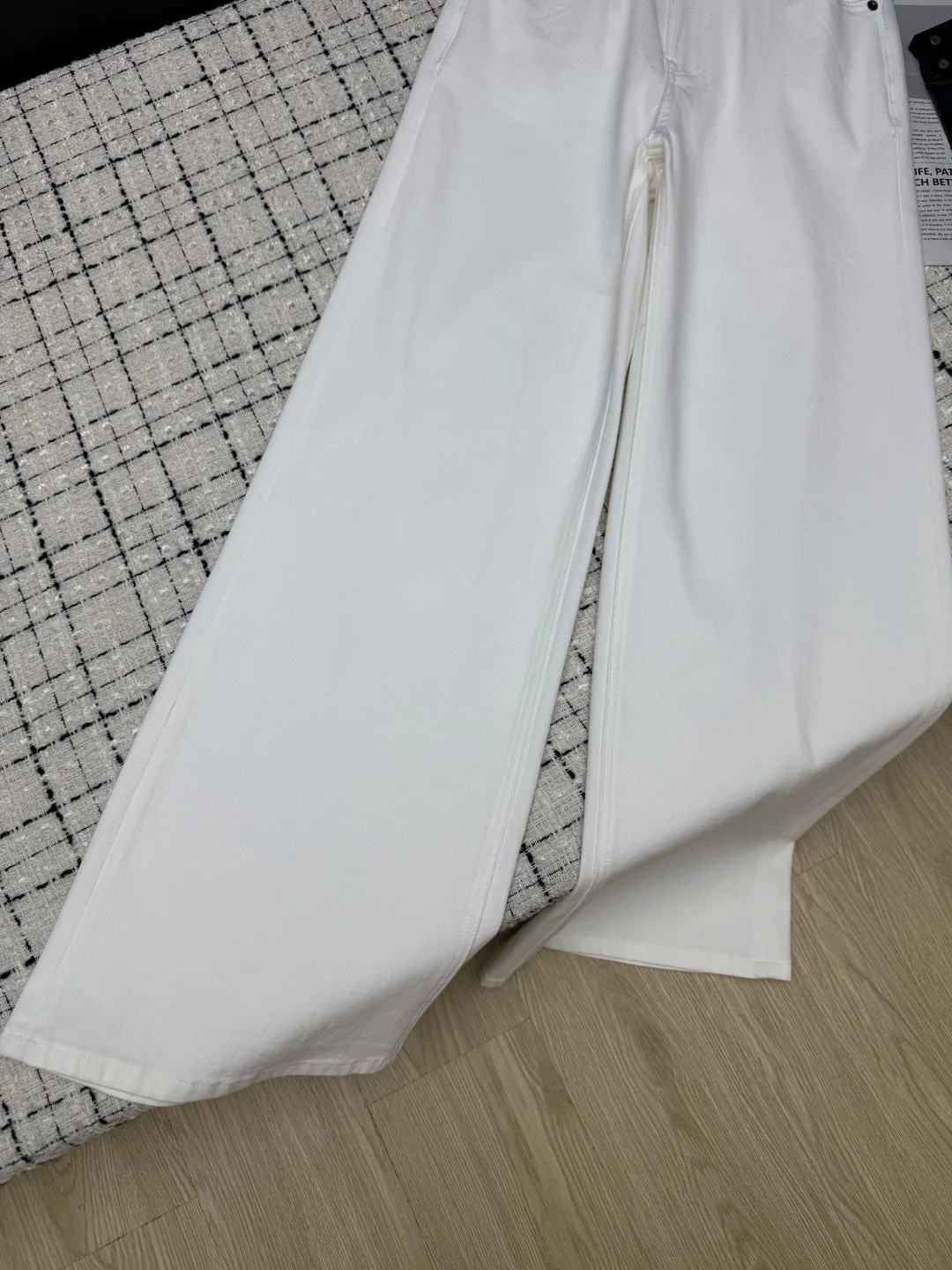 생로랑 스트레이트 데님 바지 상세 이미지 5