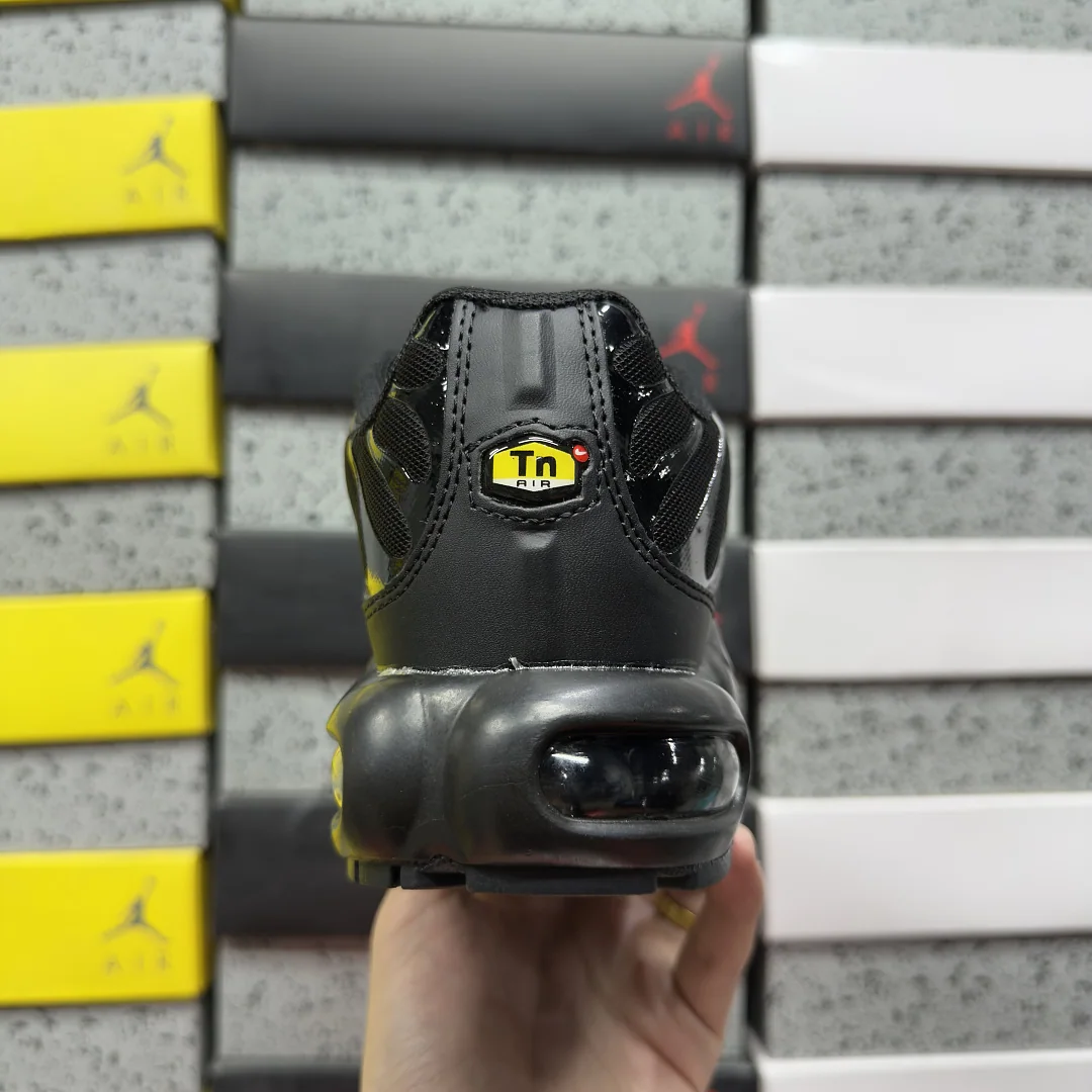 나이키 [BD] 에어 맥스 플러스 604133-050 201846 Nike Air Max Plus Triple Black 상세 이미지 6