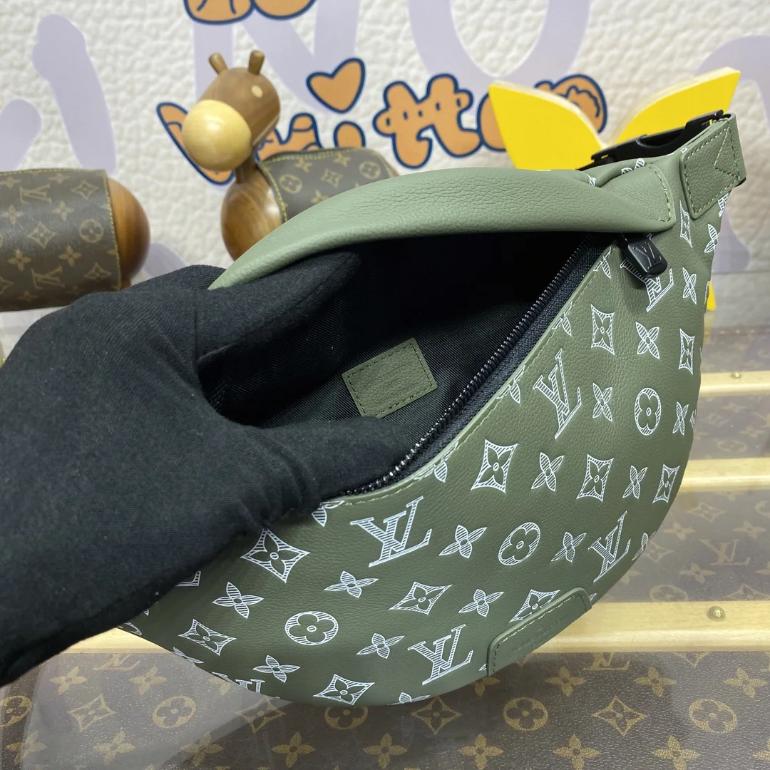 루이비통 그린 모노그램 섀도우 웨이스트백 M12508 상세 이미지 9