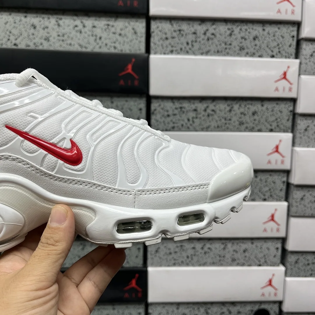 나이키 [DF] 에어 맥스 플러스 DA1472-100 201695 Nike Air Max Plus Supreme White 상세 이미지 2