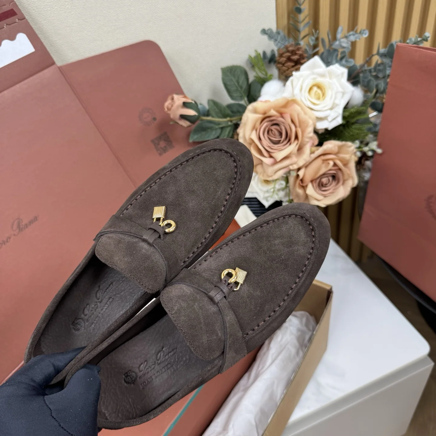 로로피아나 조안 빈티지 스웨이드 로퍼 상세 이미지 4