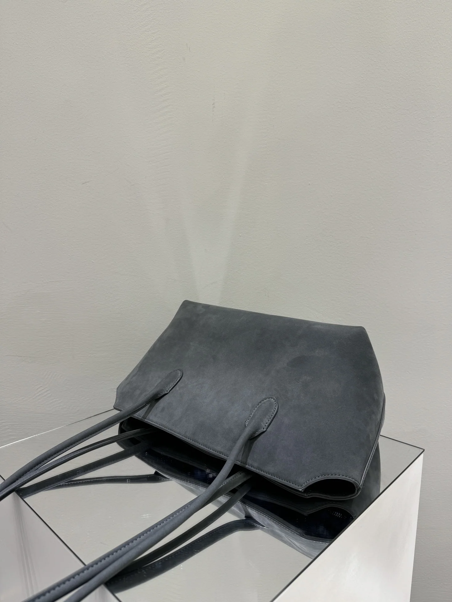 더로우 가방 상세 이미지 3