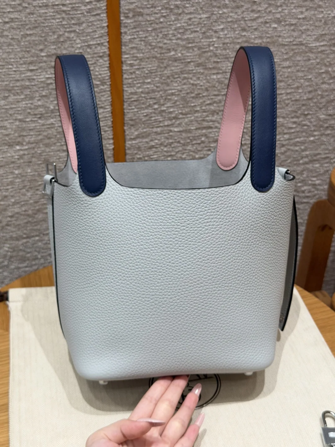 에르메스 피코탄 락 18 cm 가방 상세 이미지 3