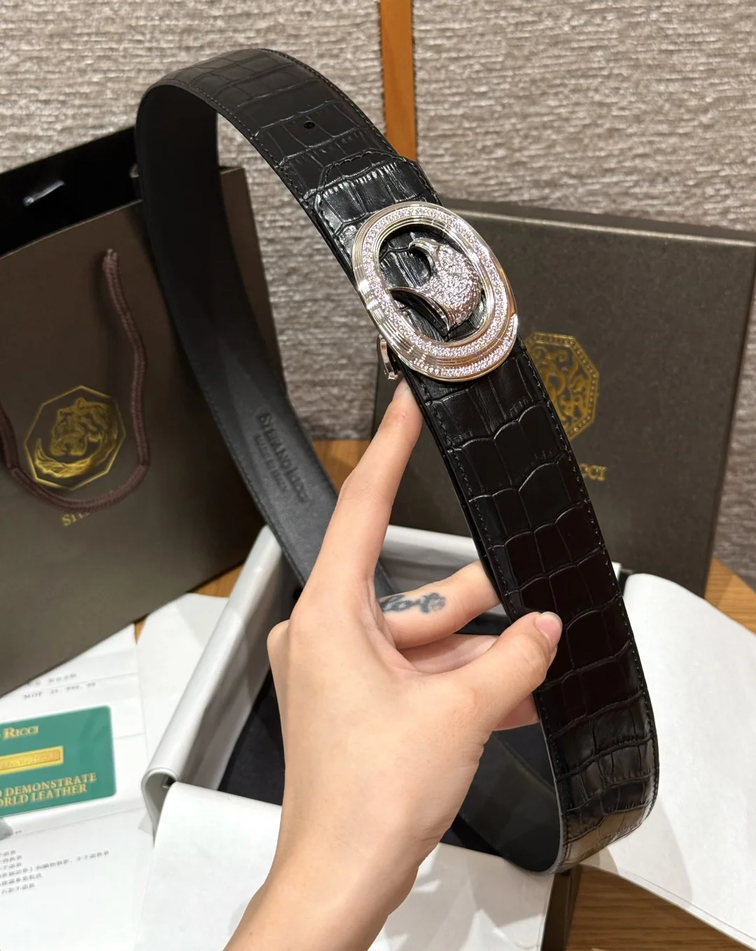 스테파노리치 이글 헤드 크로커다일 엠보 소가죽 벨트 상세 이미지 3