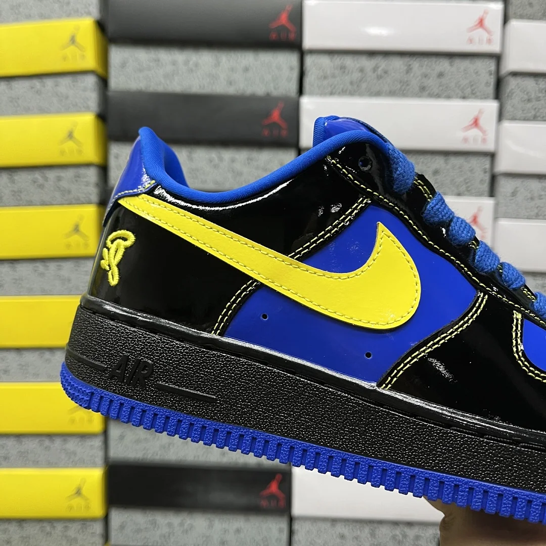 나이키 [S2] 에어 포스 1 로우 IQ1402-010 201672 Nike Air Force 1 Low Syna Central Cee 상세 이미지 3