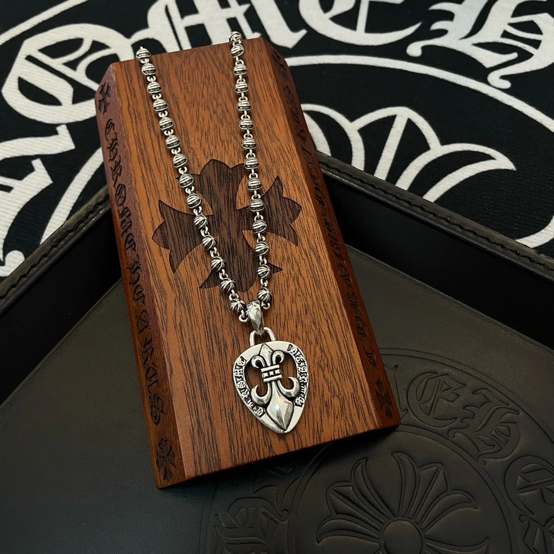 크롬하츠 하트 스카우트 플라워 펜던트 목걸이 상세 이미지 9