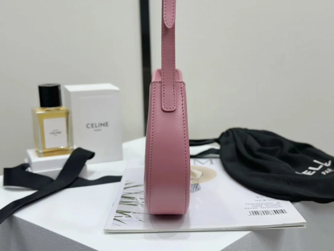 셀린느 미디엄 핑크 카프스킨 숄더백 상세 이미지 3