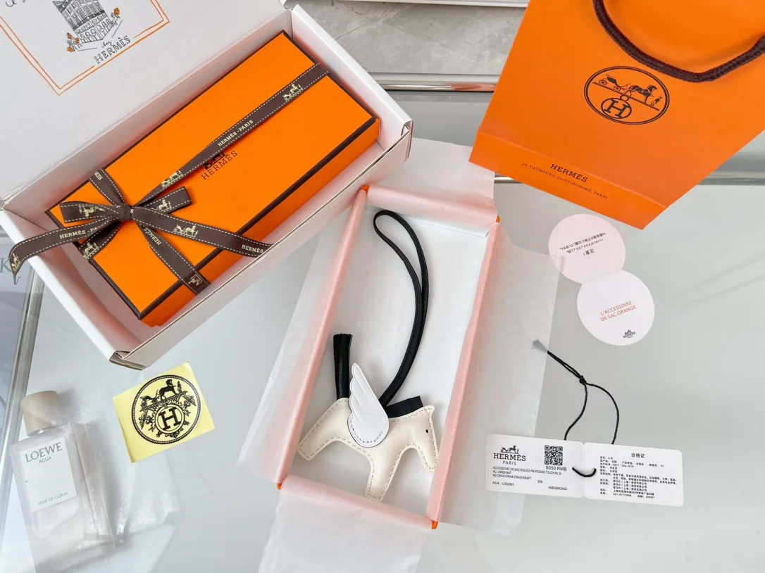 에르메스 페가수스 램스킨 키링 124397