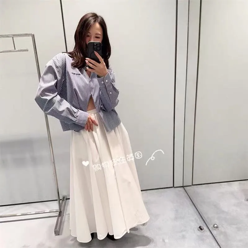 미우미우 마이크로 로고 자수 스트라이프 카라 여성 자켓 26FW 상세 이미지 5