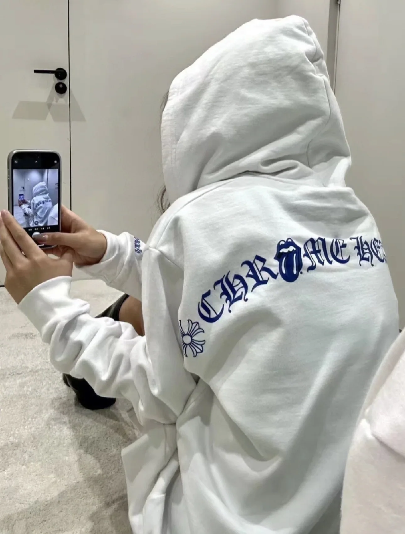 크롬하츠 블루 탄 남성 지퍼 후드 상세 이미지 2