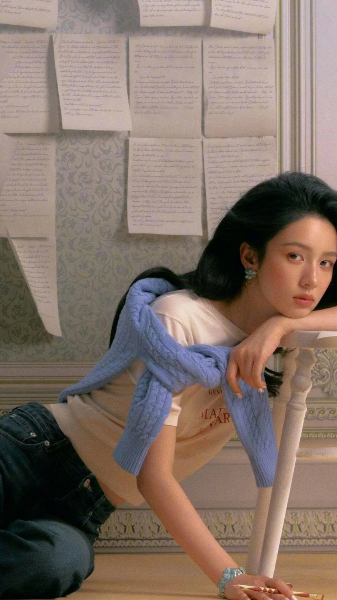 디올 트레포일 CD 귀걸이 상세 이미지 2