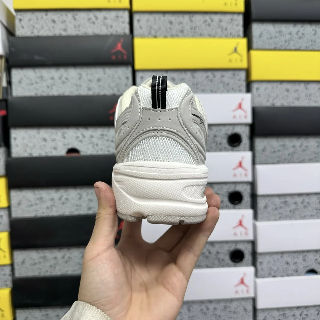 뉴발란스 [WZ] 530 MR530SH 202044 New Balance 530 Ivory 상세 이미지 5